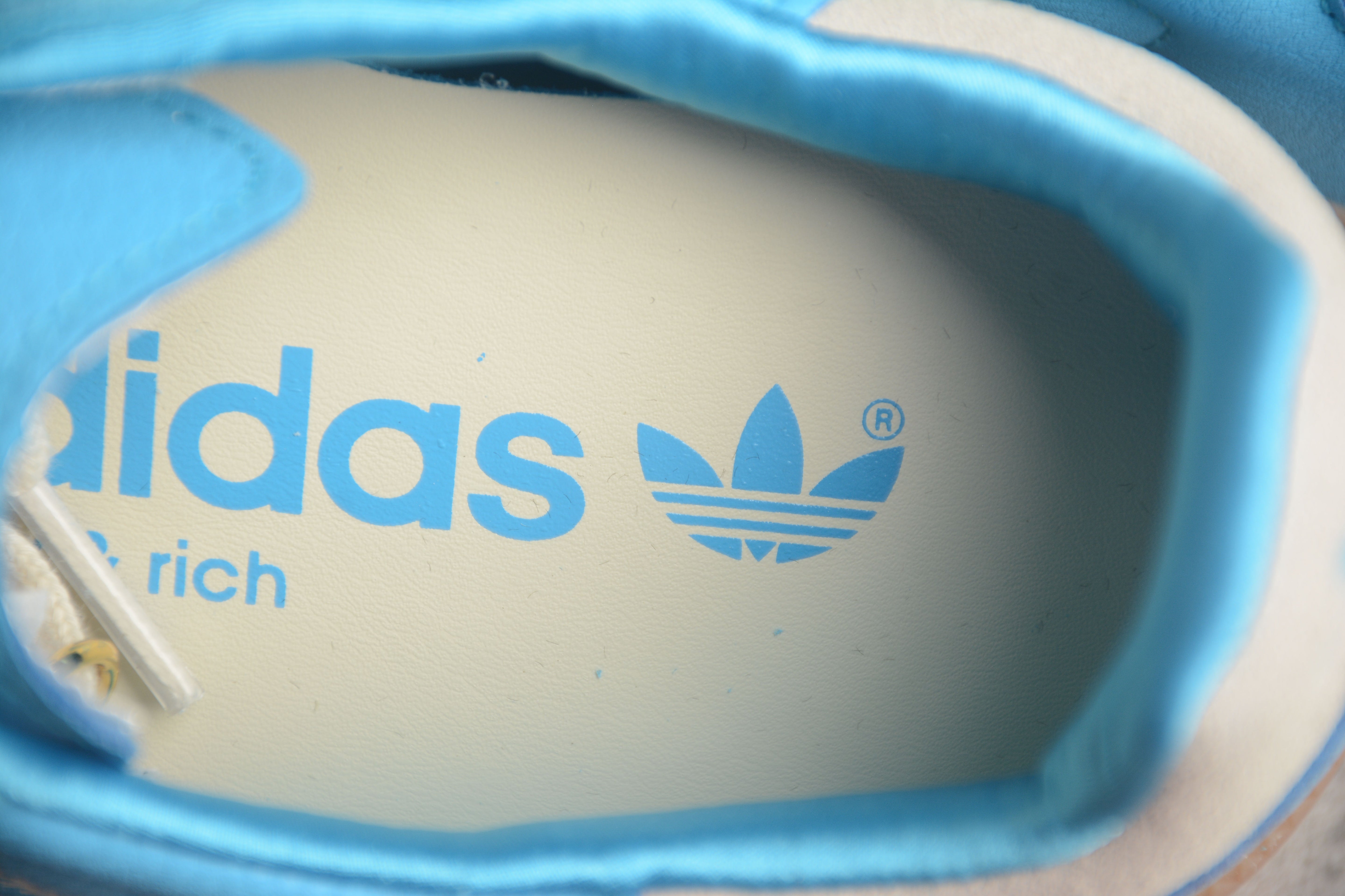 Sporty & Rich x adidas Samba OG - Blue Rush